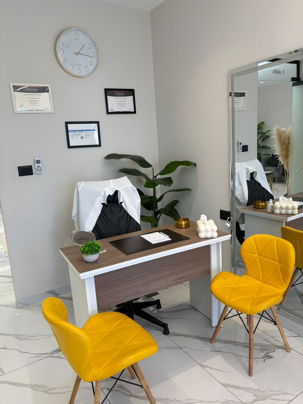 Clinic 1 consultation corner